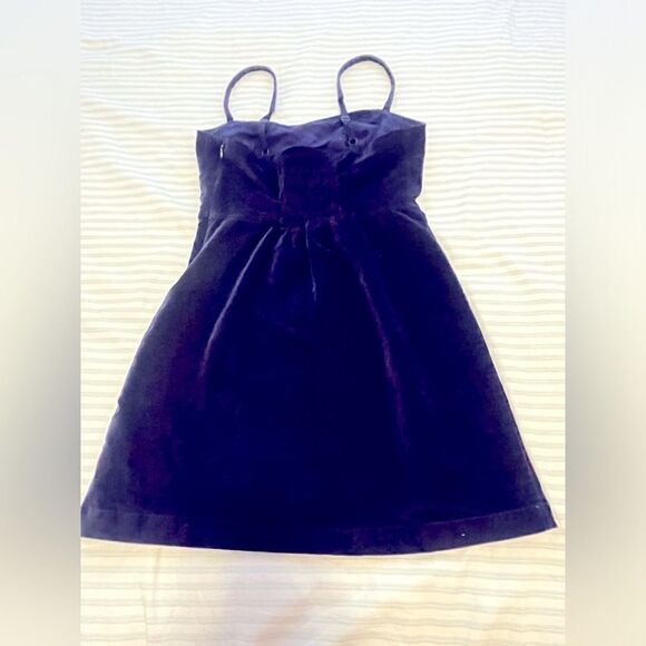 Urban Outfitters  - Picture 8 of 9